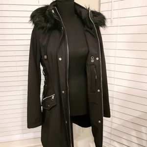 Guess Soft Shell Jacket w/ Hood